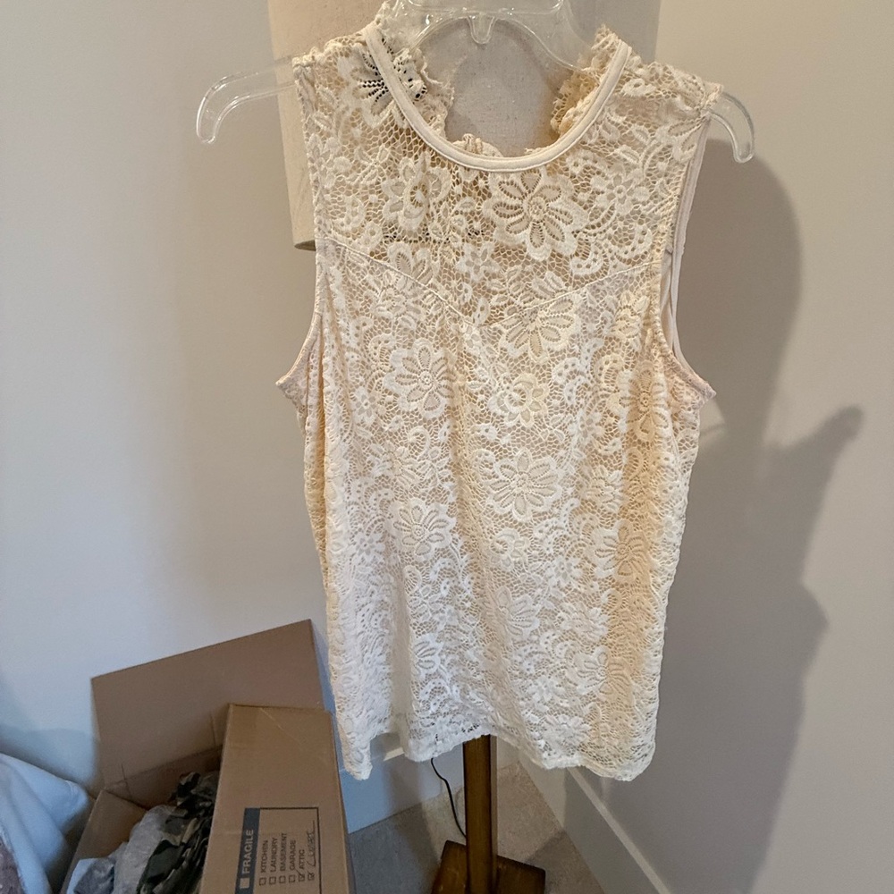 AB Studio Floral Lace Sleeveless Blouse - Cream